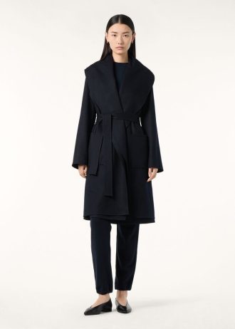 Adriano Royal Lightness